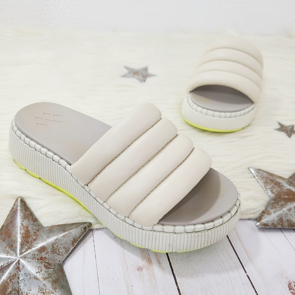 Cougar Soprato Quilted Slide platform Sandal oyster cream size 6.5